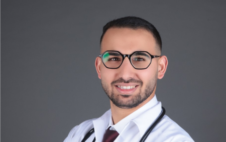 تهنئة لـ د. عصام بسام قنديل من مدينة الطيبة باجتيازه امتحان الدولة